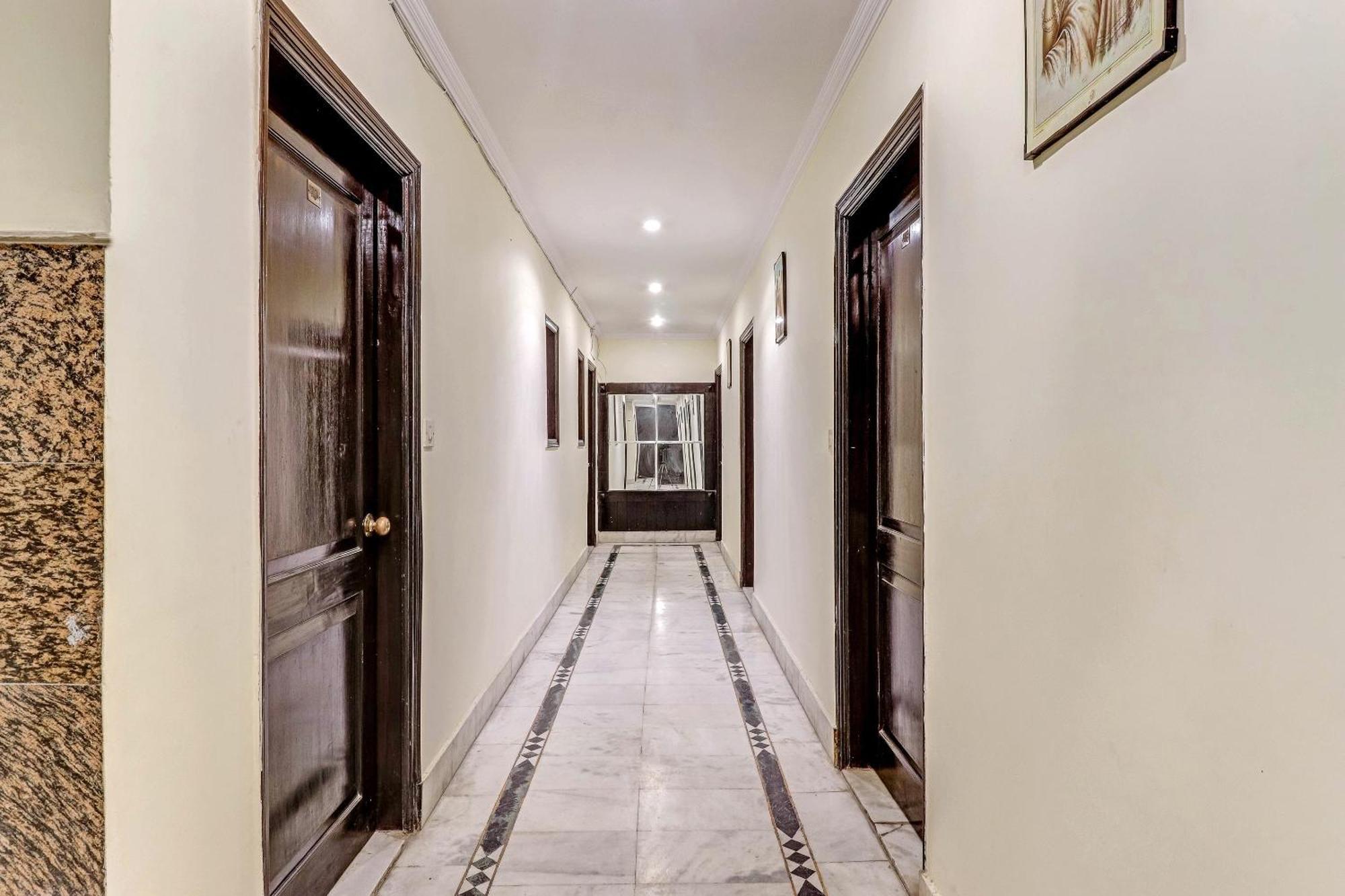Hotel O Grand Central Delhi  Dış mekan fotoğraf