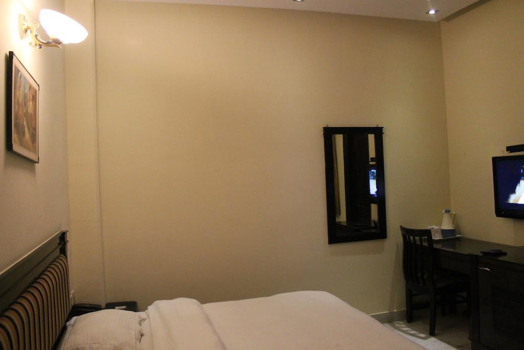 Hotel O Grand Central Delhi  Dış mekan fotoğraf