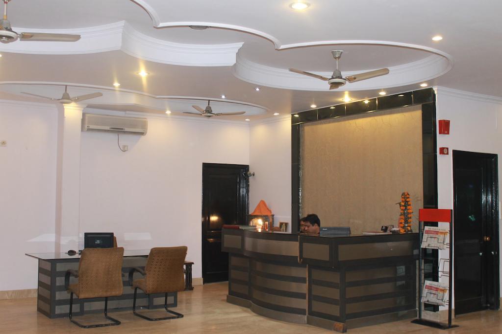 Hotel O Grand Central Delhi  Dış mekan fotoğraf