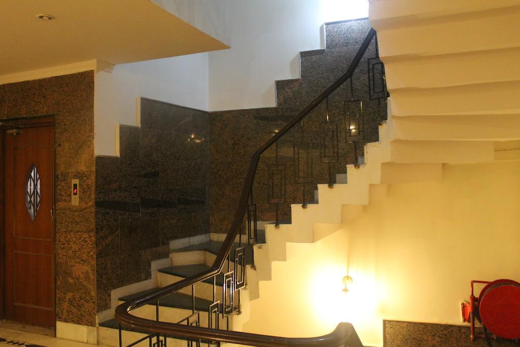 Hotel O Grand Central Delhi  Dış mekan fotoğraf