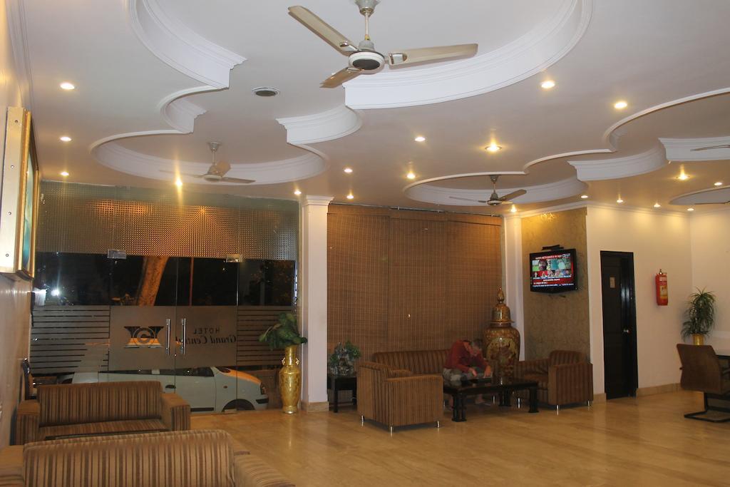 Hotel O Grand Central Delhi  Dış mekan fotoğraf