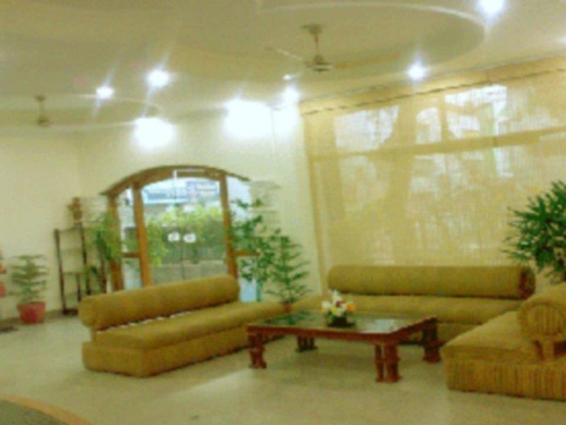 Hotel O Grand Central Delhi  Dış mekan fotoğraf